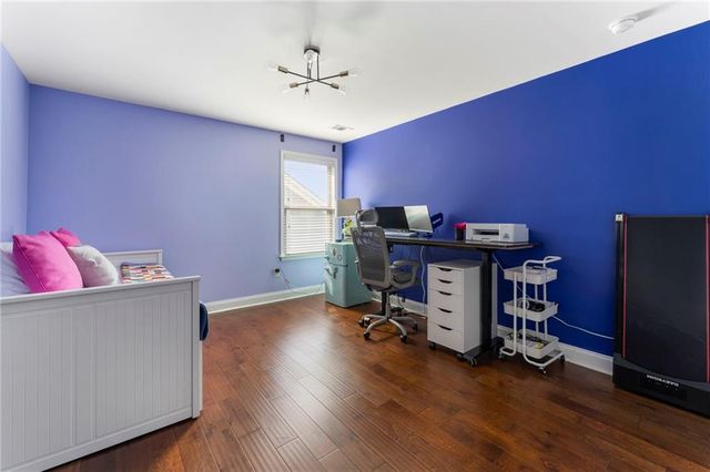 704 Hedge Brook Drive, Woodstock, GA 30188