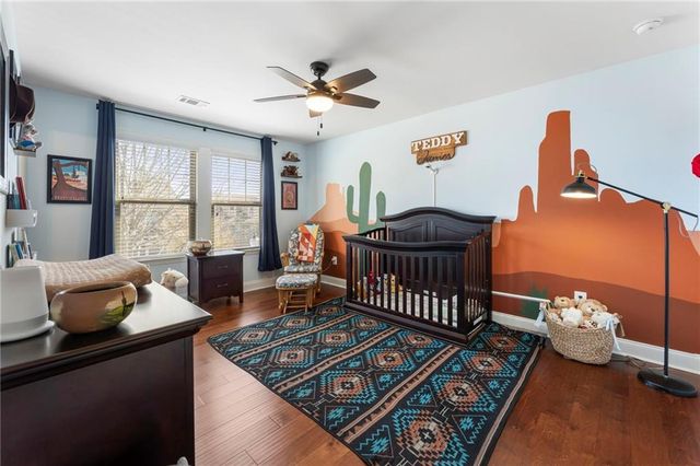 704 Hedge Brook Drive, Woodstock, GA 30188