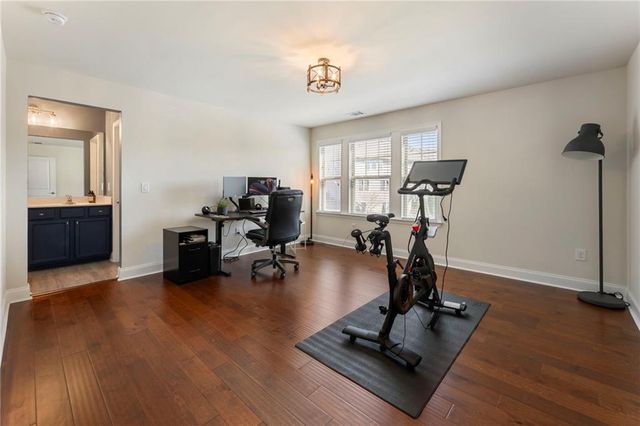 704 Hedge Brook Drive, Woodstock, GA 30188