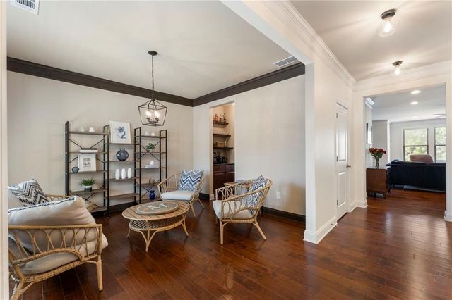 704 Hedge Brook Drive, Woodstock, GA 30188