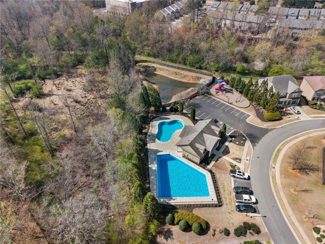 704 Hedge Brook Drive, Woodstock, GA 30188