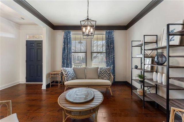 704 Hedge Brook Drive, Woodstock, GA 30188