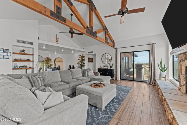 51015 N 292ND Avenue, Wickenburg, AZ 85390