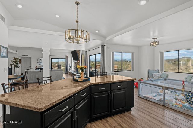 51015 N 292ND Avenue, Wickenburg, AZ 85390