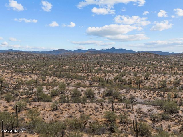 51015 N 292ND Avenue, Wickenburg, AZ 85390