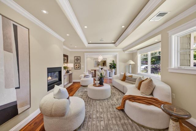 1510 Kingswood Drive, Hillsborough, CA 94010