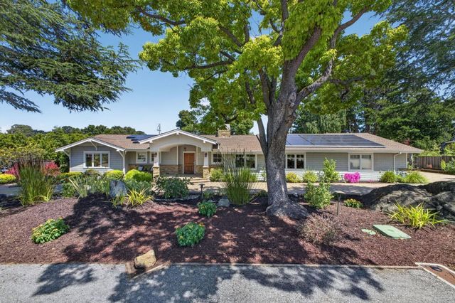 1510 Kingswood Drive, Hillsborough, CA 94010
