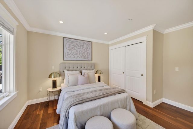 1510 Kingswood Drive, Hillsborough, CA 94010
