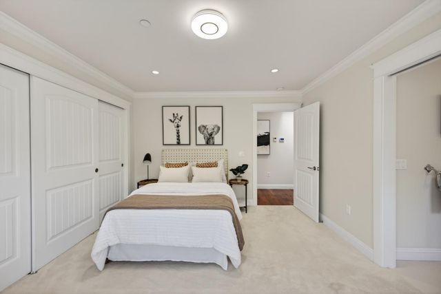 1510 Kingswood Drive, Hillsborough, CA 94010
