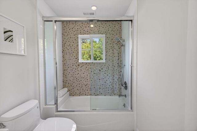 1510 Kingswood Drive, Hillsborough, CA 94010