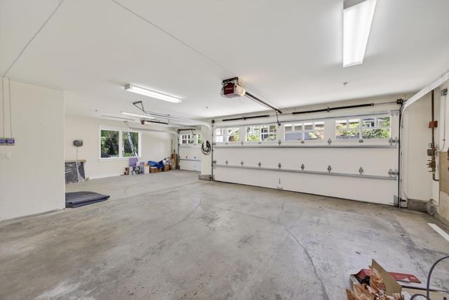 1510 Kingswood Drive, Hillsborough, CA 94010