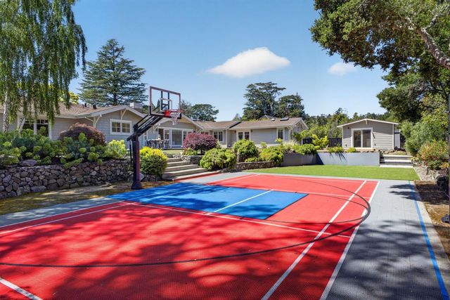 1510 Kingswood Drive, Hillsborough, CA 94010