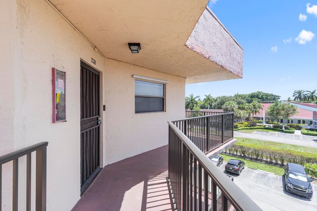 6555 W BROWARD Boulevard 409, Plantation, FL 33317