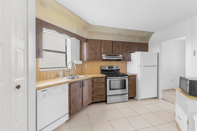6555 W BROWARD Boulevard 409, Plantation, FL 33317