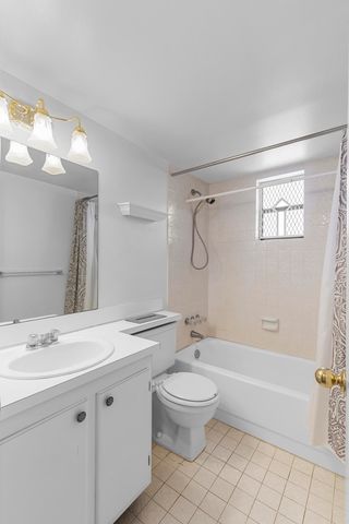 6555 W BROWARD Boulevard 409, Plantation, FL 33317