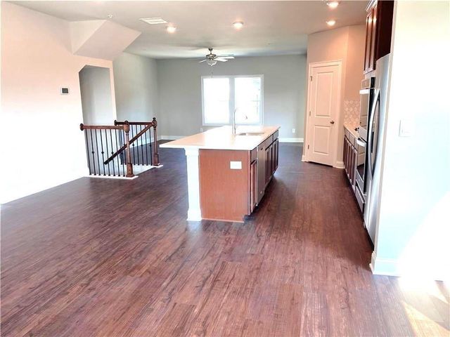 912 Sweetwater Grove, Woodstock, GA 30188