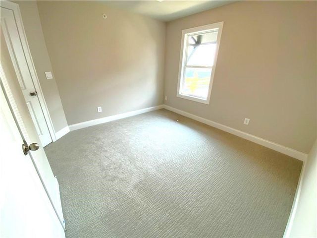 912 Sweetwater Grove, Woodstock, GA 30188