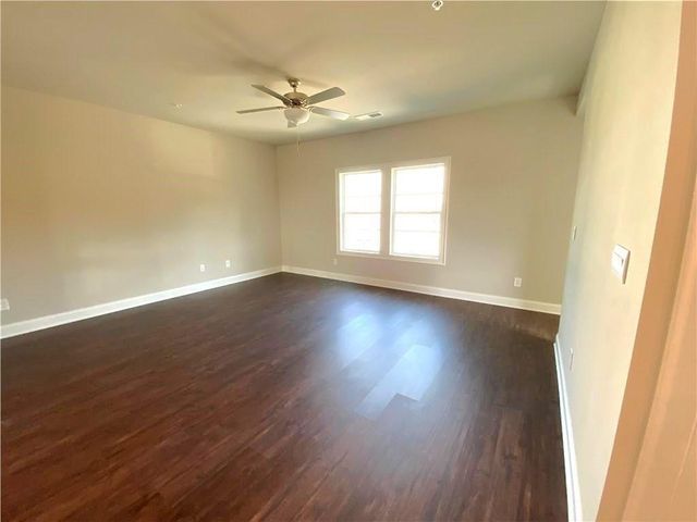 912 Sweetwater Grove, Woodstock, GA 30188