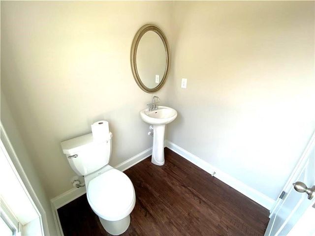 912 Sweetwater Grove, Woodstock, GA 30188