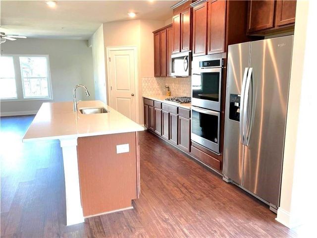 912 Sweetwater Grove, Woodstock, GA 30188