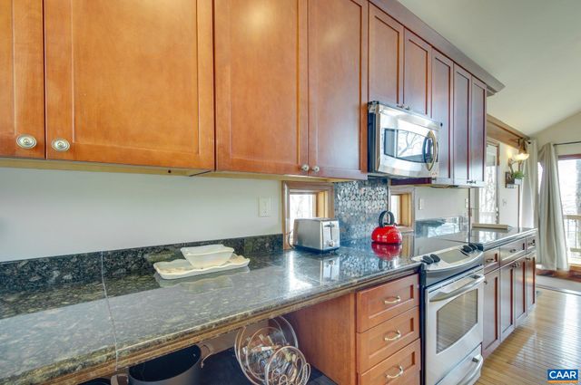 200 WHITE OAK DR, Wintergreen Resort, VA 22967