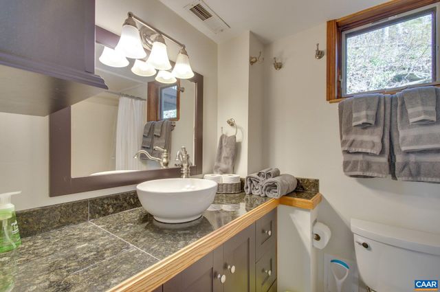 200 WHITE OAK DR, Wintergreen Resort, VA 22967