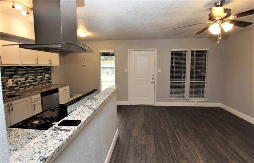 6509 NW Berkman DR 206, Austin, TX 78723