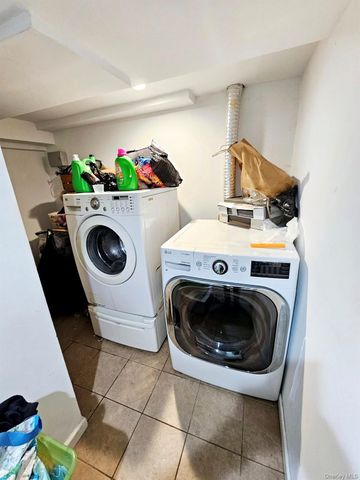 12 Nord Park Boulevard, Middle Island, NY 11953