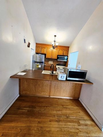 12 Nord Park Boulevard, Middle Island, NY 11953