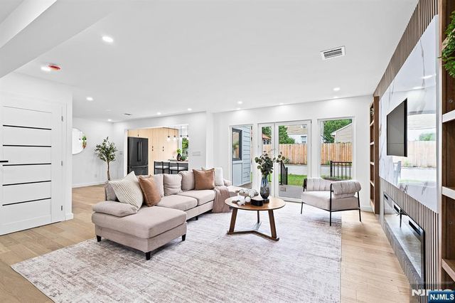 110 Maple Street, Dumont, NJ 07628