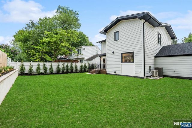 110 Maple Street, Dumont, NJ 07628
