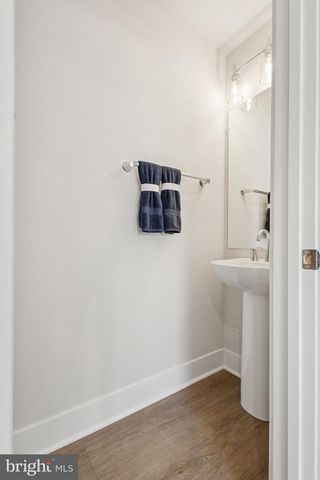 11228 EINSTEIN ST, Manassas, VA 20109