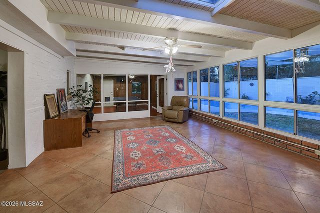 2818 E Calle Glorietta, Tucson, AZ 85716