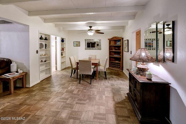 2818 E Calle Glorietta, Tucson, AZ 85716