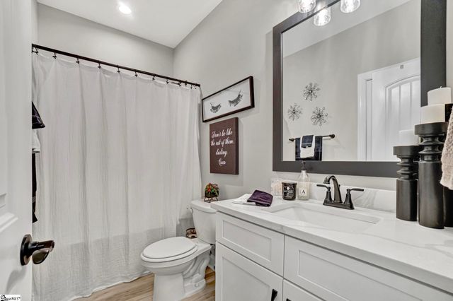 110 Baker Court, Easley, SC 29640