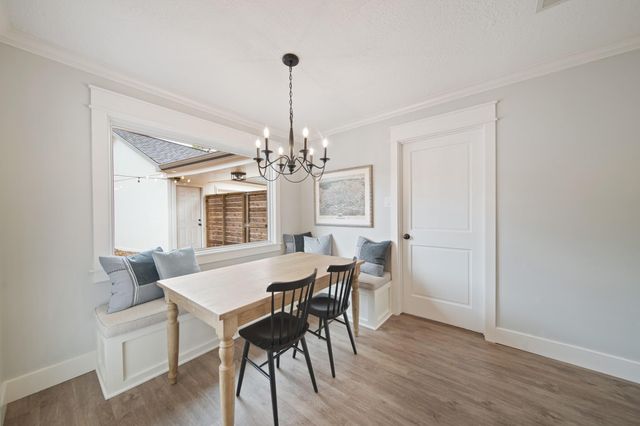 3019 Riata Lane, Houston, TX 77043