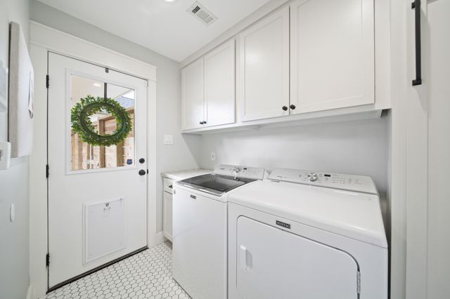 3019 Riata Lane, Houston, TX 77043