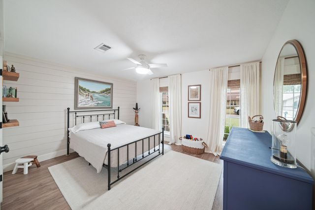 3019 Riata Lane, Houston, TX 77043