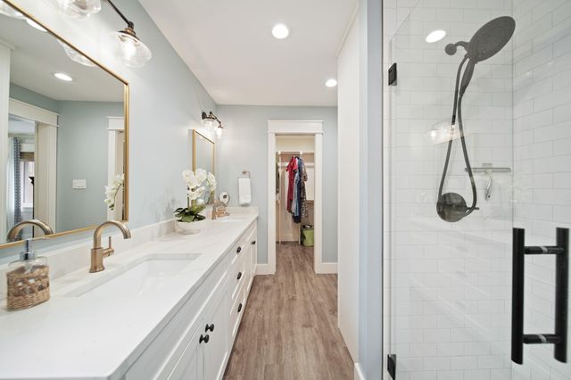 3019 Riata Lane, Houston, TX 77043