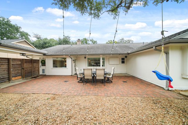 3019 Riata Lane, Houston, TX 77043