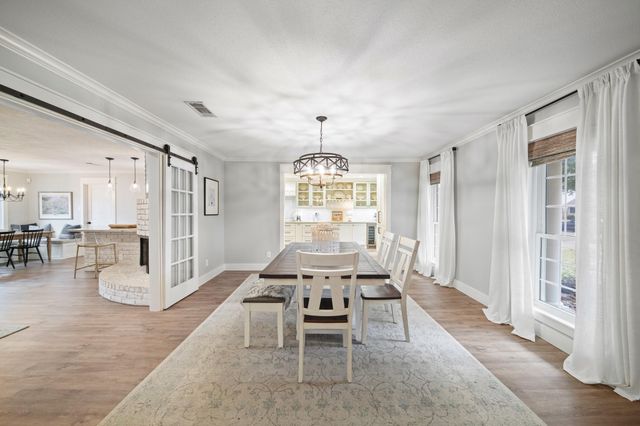 3019 Riata Lane, Houston, TX 77043