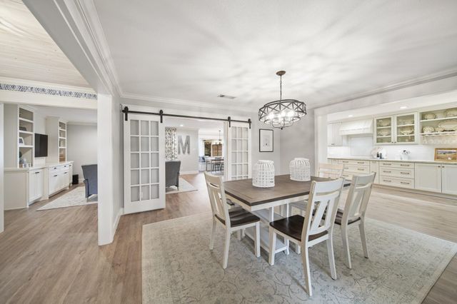 3019 Riata Lane, Houston, TX 77043