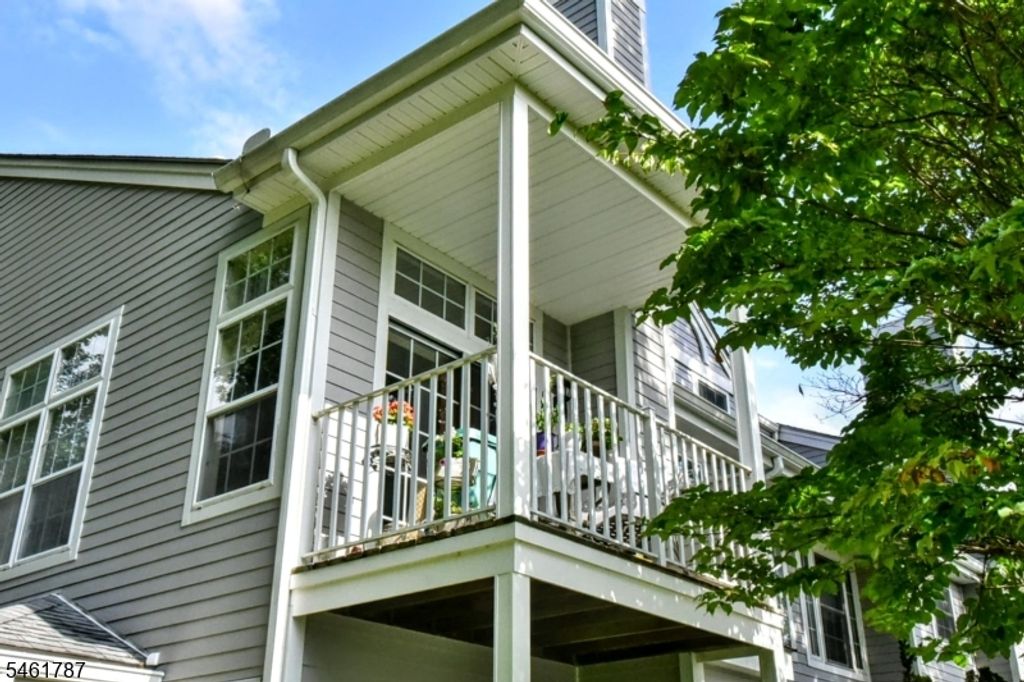1098 Devon Ct 1098, Mahwah Twp., NJ 07430 — photo 3