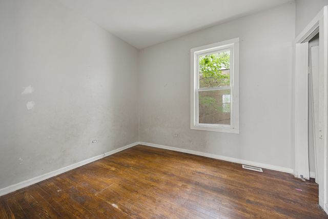 1508 W 72nd Street, Chicago, IL 60636