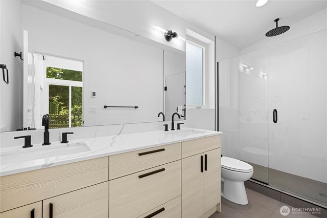 12013 36th Avenue NE, Seattle, WA 98125