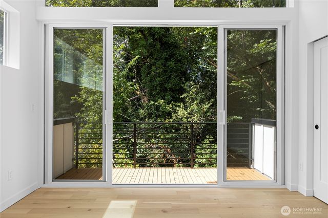 12013 36th Avenue NE, Seattle, WA 98125
