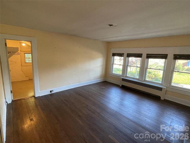 318 Academy Street, Canton, NC 28716