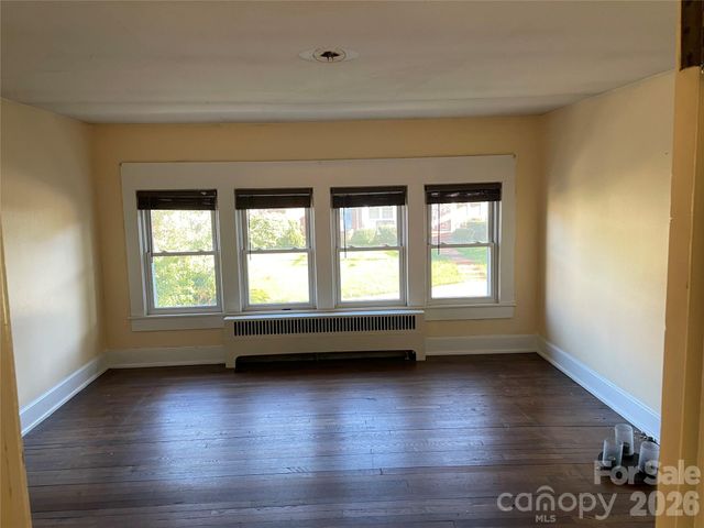 318 Academy Street, Canton, NC 28716