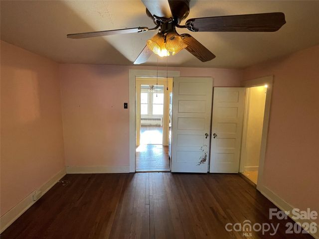 318 Academy Street, Canton, NC 28716