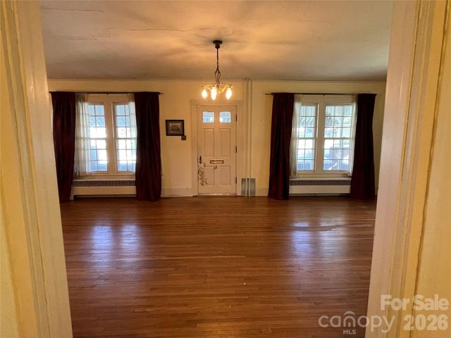 318 Academy Street, Canton, NC 28716